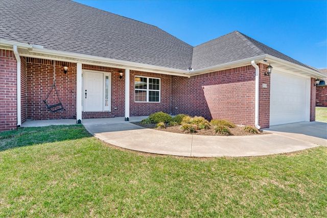 204 Monroe Street, Centerton, AR 72719