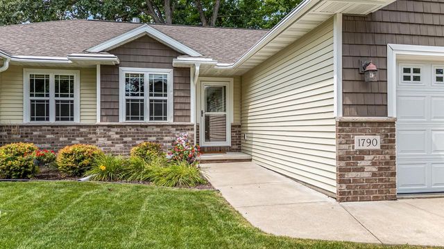 1790 GARNET COURT, Menasha, WI 54952