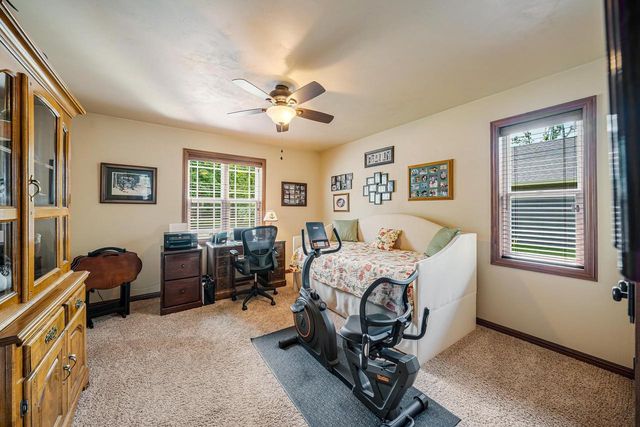 1790 GARNET COURT, Menasha, WI 54952
