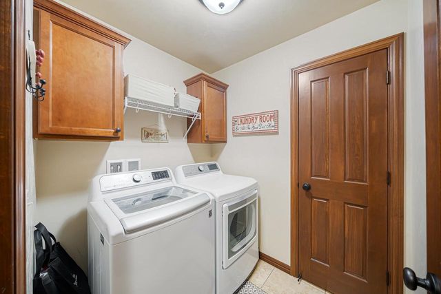 1790 GARNET COURT, Menasha, WI 54952