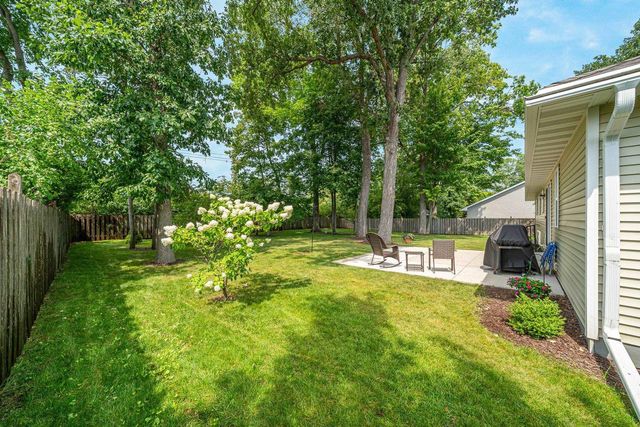 1790 GARNET COURT, Menasha, WI 54952