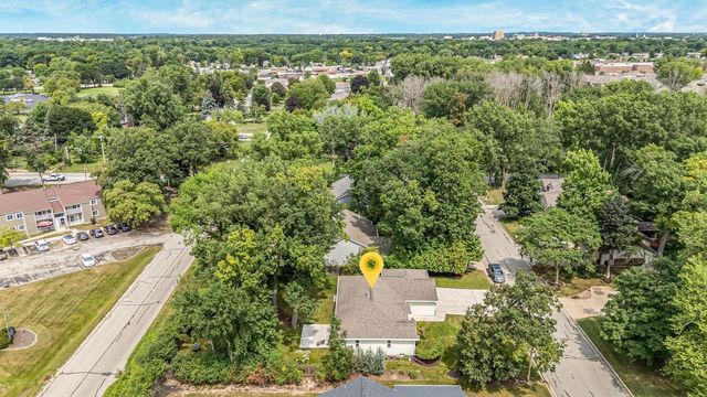 1790 GARNET COURT, Menasha, WI 54952