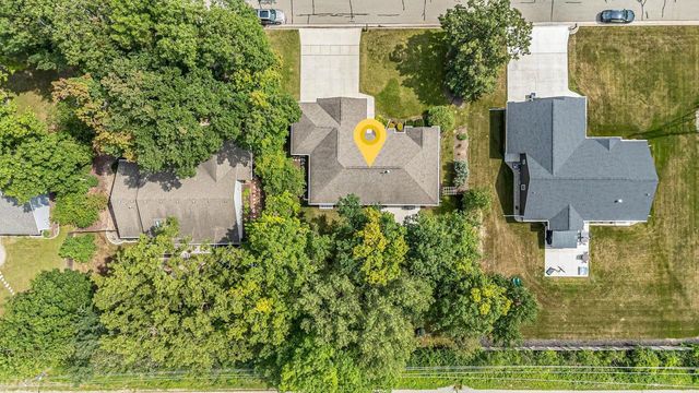 1790 GARNET COURT, Menasha, WI 54952