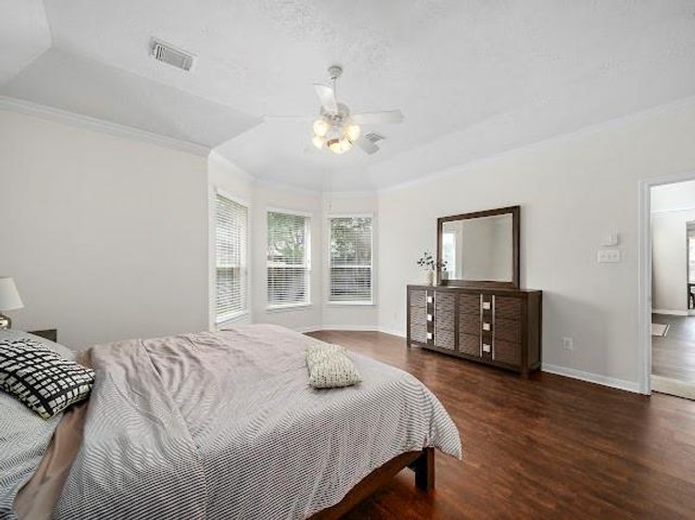 2144 Salt Marsh Court, League City, TX 77573