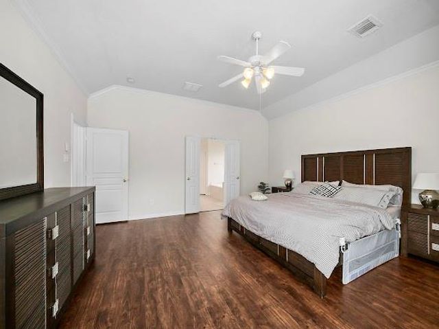 2144 Salt Marsh Court, League City, TX 77573