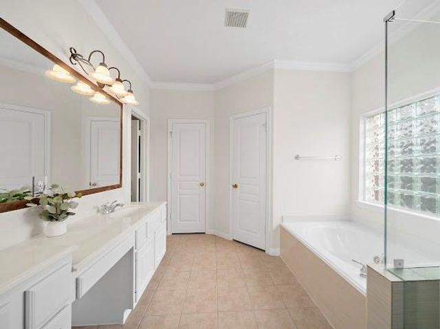 2144 Salt Marsh Court, League City, TX 77573