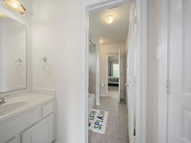 2144 Salt Marsh Court, League City, TX 77573