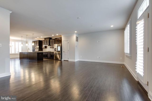 8526 PINE SPRINGS DR, Severn, MD 21144