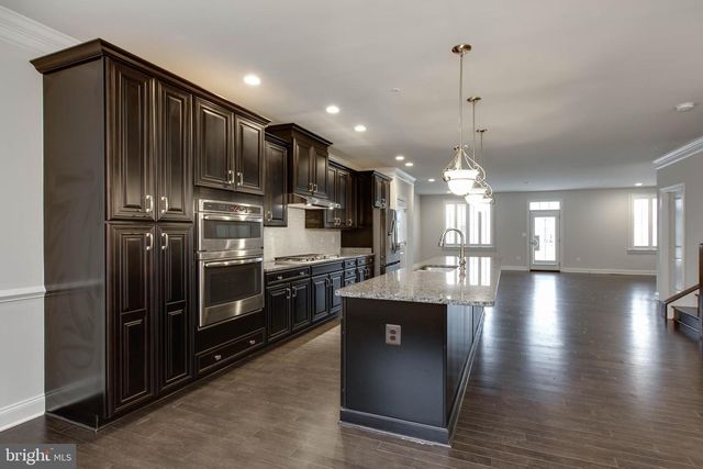 8526 PINE SPRINGS DR, Severn, MD 21144