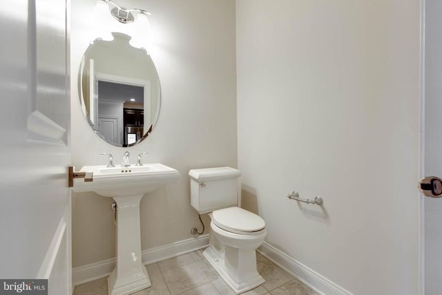 8526 PINE SPRINGS DR, Severn, MD 21144