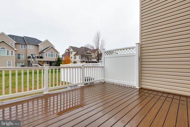 8526 PINE SPRINGS DR, Severn, MD 21144