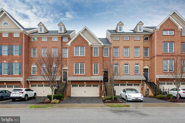 8526 PINE SPRINGS DR, Severn, MD 21144