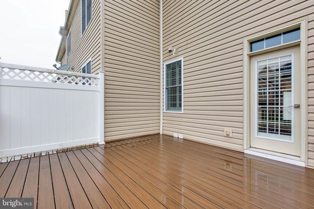 8526 PINE SPRINGS DR, Severn, MD 21144