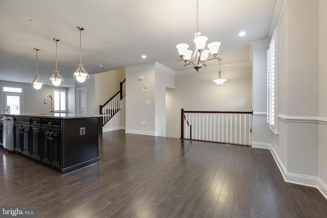 8526 PINE SPRINGS DR, Severn, MD 21144