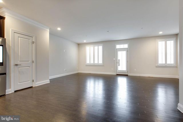 8526 PINE SPRINGS DR, Severn, MD 21144