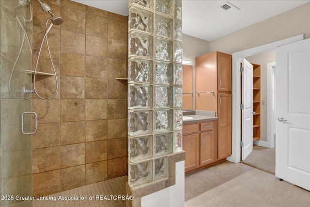 600 Albert Avenue 524, East Lansing, MI 48823