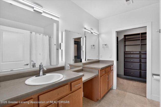 600 Albert Avenue 524, East Lansing, MI 48823