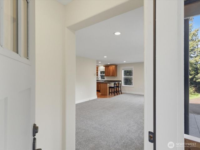 4050 Rachel Road, Clinton, WA 98236