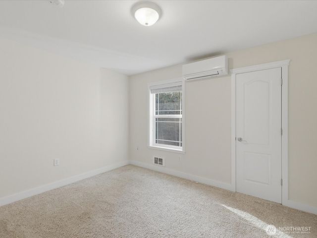 4050 Rachel Road, Clinton, WA 98236