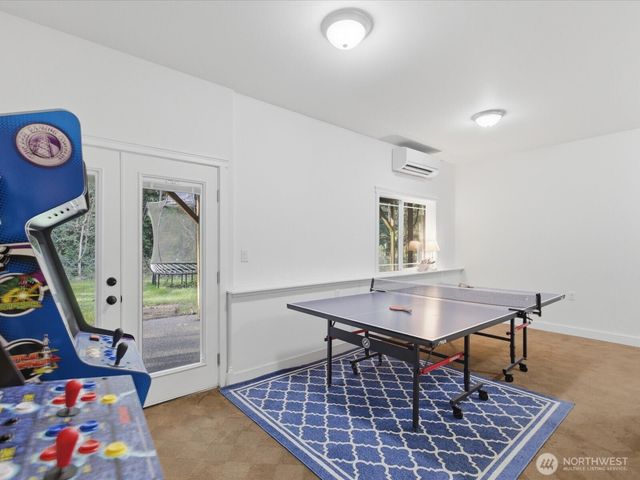 4050 Rachel Road, Clinton, WA 98236