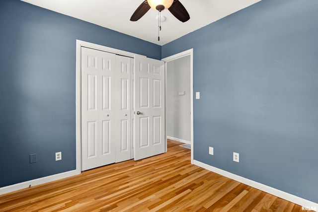 2208 W KENSINGTON Drive, Peoria, IL 61614