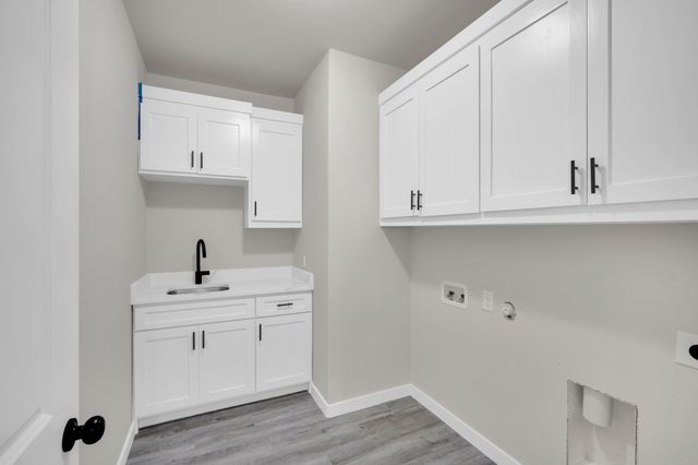 330 E Marshall Court, Palmer, TX 75152