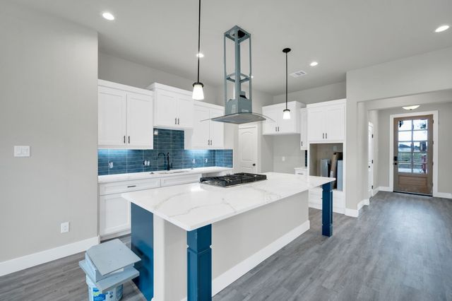 330 E Marshall Court, Palmer, TX 75152