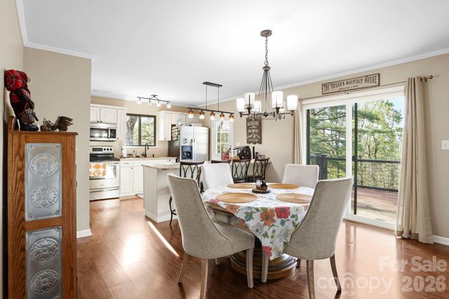 78 Highland Drive, Lake Toxaway, NC 28747