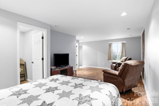 78 Highland Drive, Lake Toxaway, NC 28747