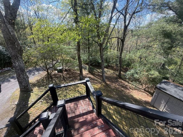 78 Highland Drive, Lake Toxaway, NC 28747