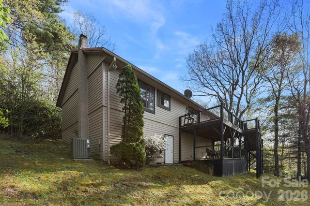 78 Highland Drive, Lake Toxaway, NC 28747