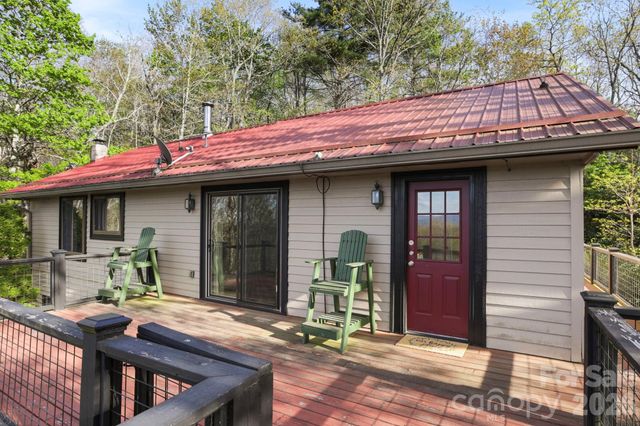 78 Highland Drive, Lake Toxaway, NC 28747