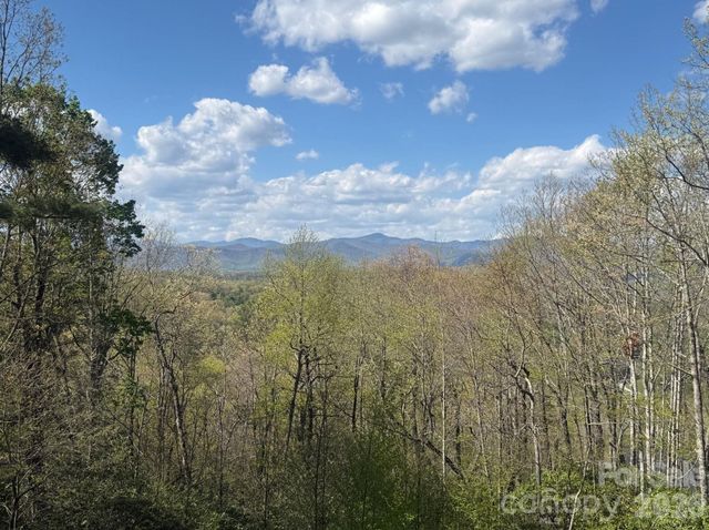 78 Highland Drive, Lake Toxaway, NC 28747