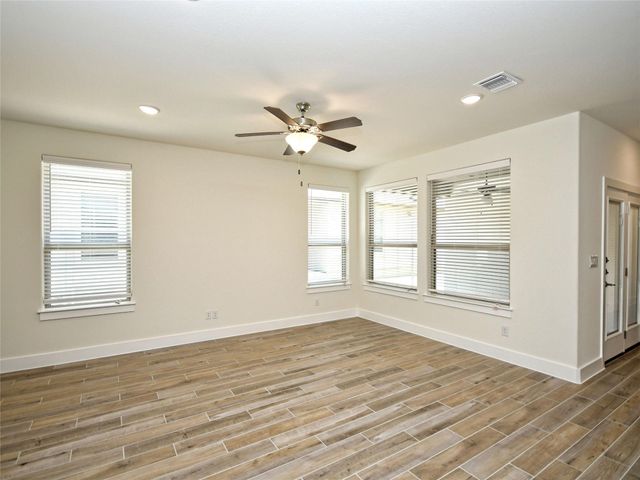 408 Parkline DR, Georgetown, TX 78626