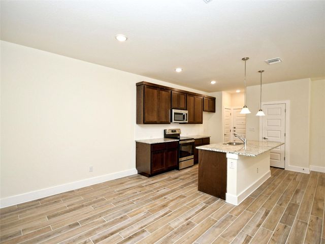 408 Parkline DR, Georgetown, TX 78626