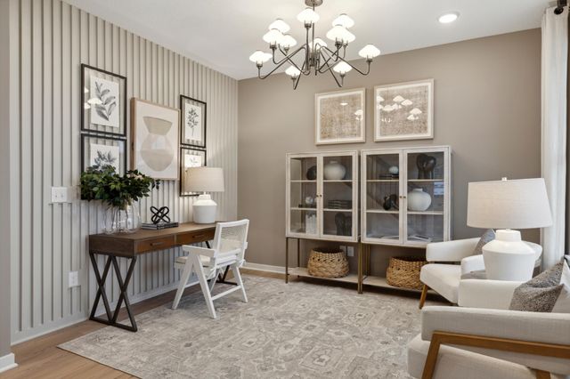1584 Norbert Lane, Shakopee, MN 55379