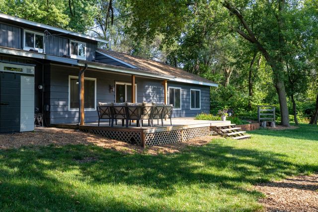 14823 Walker Place, Minnetonka, MN 55345