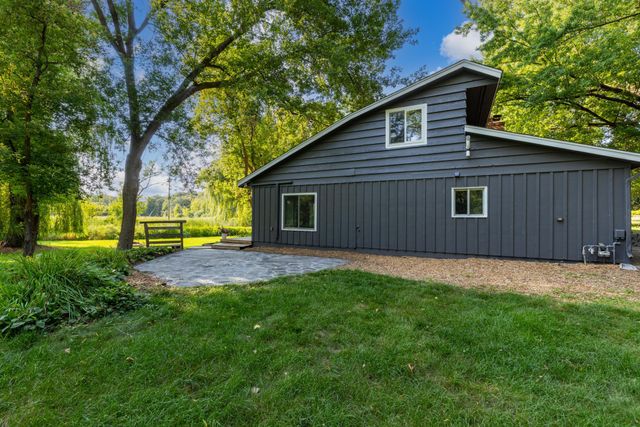 14823 Walker Place, Minnetonka, MN 55345