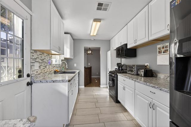 4465 Hardwick Way, North Highlands, CA 95660