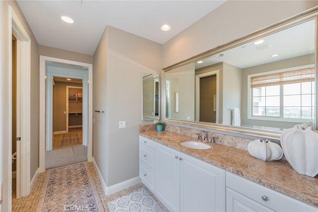 572 E Vosburg Drive, Azusa, CA 91702