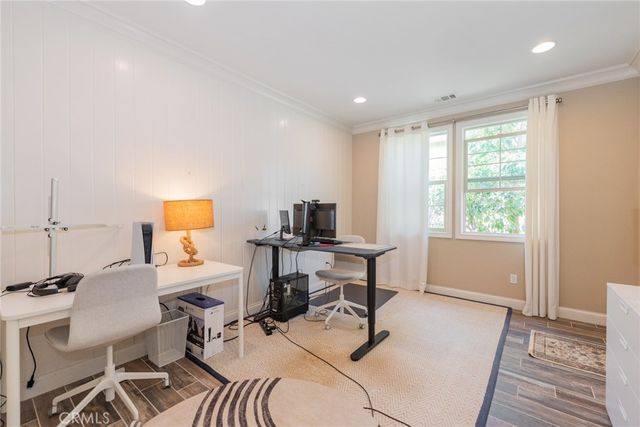 572 E Vosburg Drive, Azusa, CA 91702
