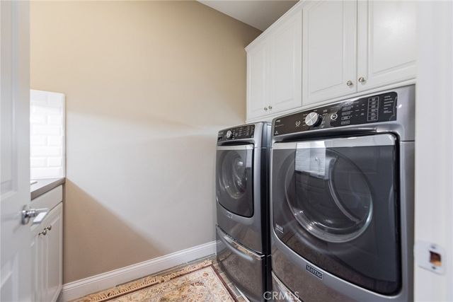 572 E Vosburg Drive, Azusa, CA 91702