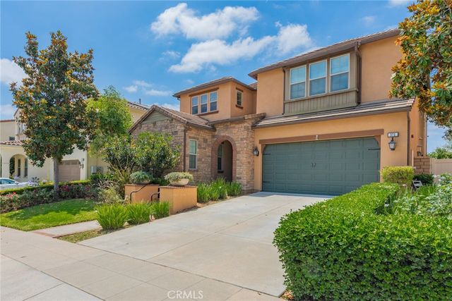 572 E Vosburg Drive, Azusa, CA 91702
