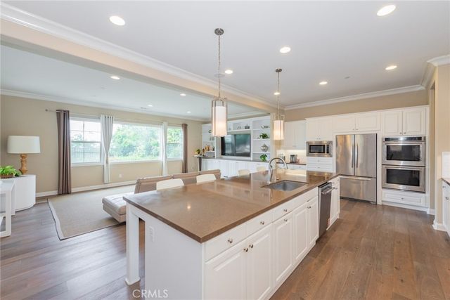 572 E Vosburg Drive, Azusa, CA 91702