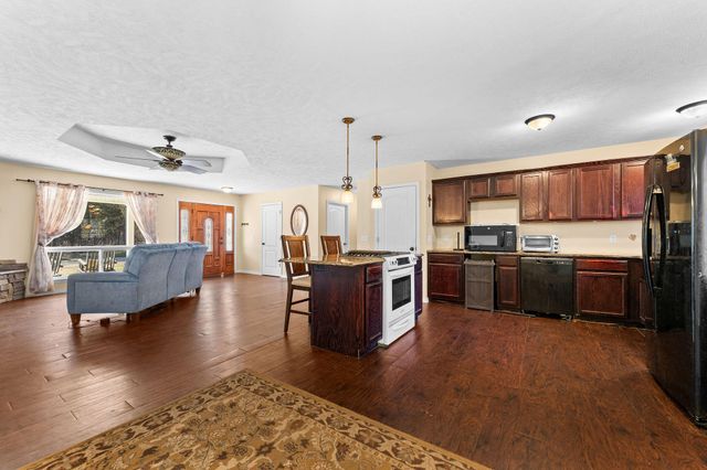 253 Green Cypress Road, Shell Knob, MO 65747