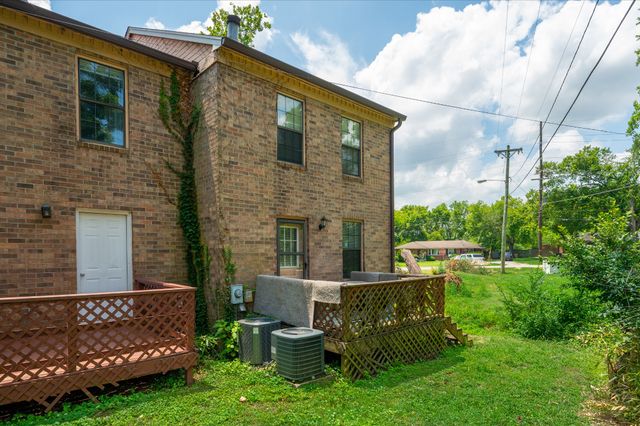 101 Coventry Woods Dr, Madison, TN 37115