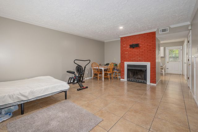 101 Coventry Woods Dr, Madison, TN 37115