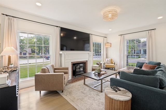 1306 W Virginia Street, Mckinney, TX 75069