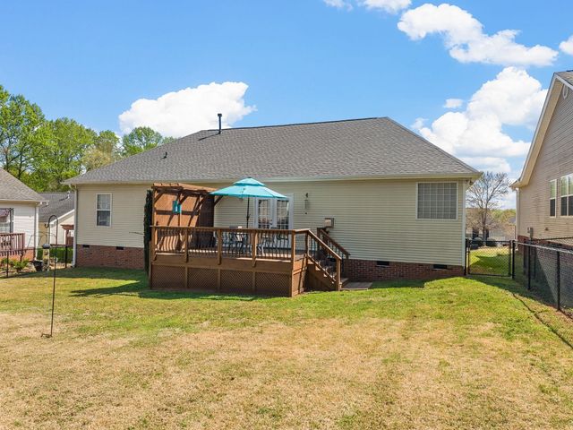 414 Landstone Terrace, Boiling Springs, SC 29316