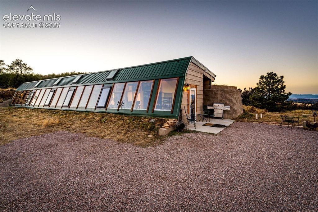 8782 Vaughn View Drive, Pueblo, CO 81005 — exterior